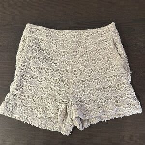 Express Size 4 White Cotton-Print High-Waist Side-Zip shorts With Pockets
